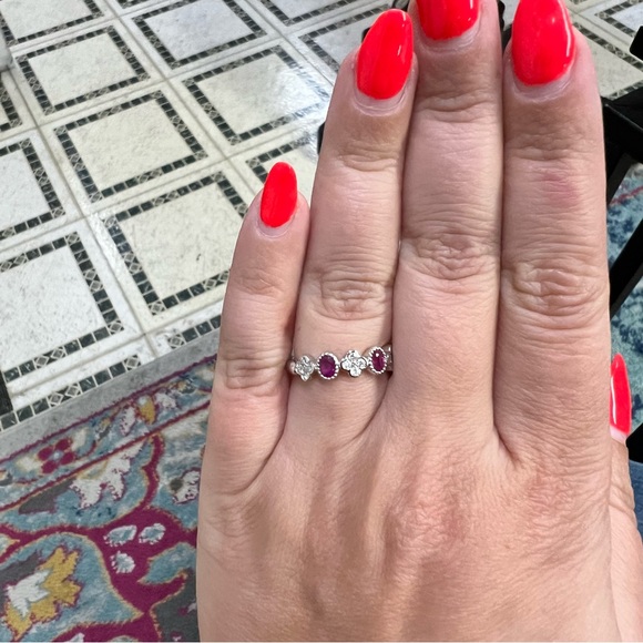 14k White Gold Diamond & Ruby Band Ring - Picture 5 of 9